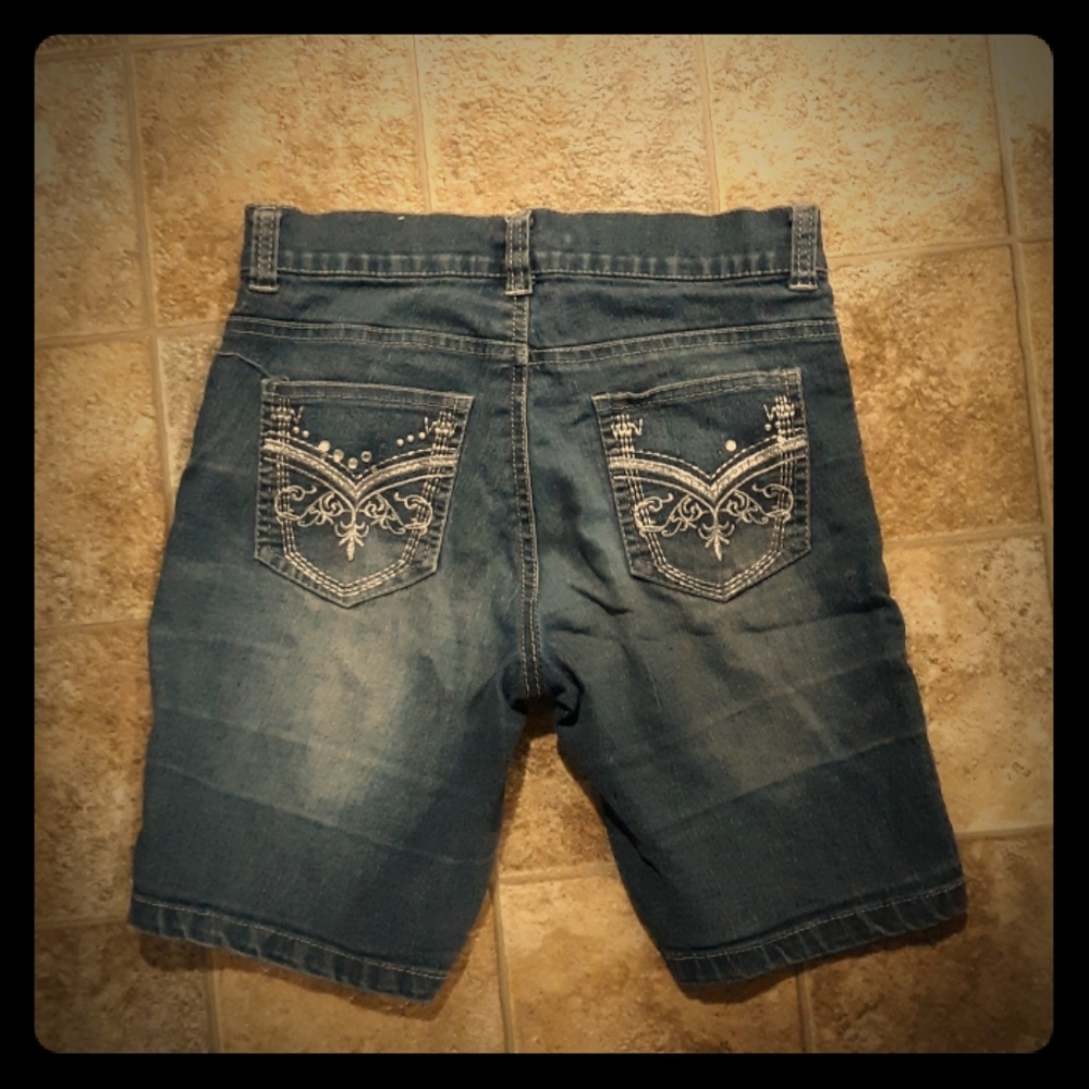 Yom Yom Girls Lightweight Denim Jean Shorts. 12